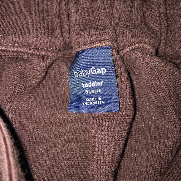 Like new gap size 5t brown skirt - Picture 3 of 3